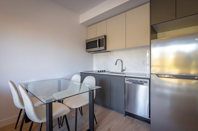 Axir Apartments