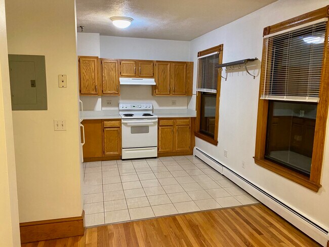 Photo - 20 Hanson St Unit 3
