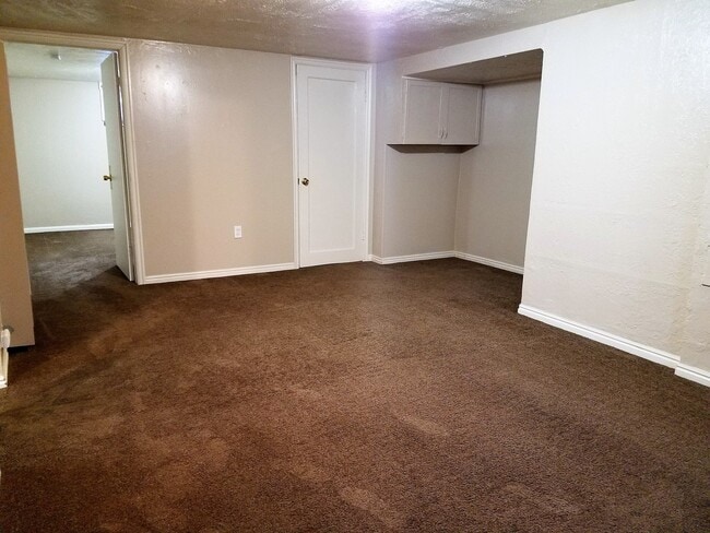 Photo - 218 S Lakeview Dr