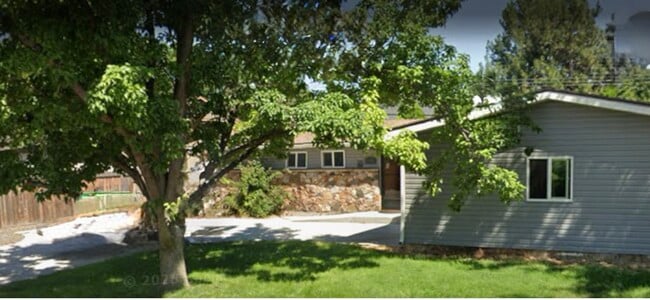 Building Photo - 7046 Hummel Dr Rental