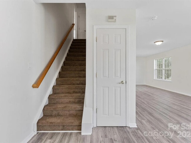 Photo - Earn Wealth While Leasing - Like a Homeowner - Lease to Own