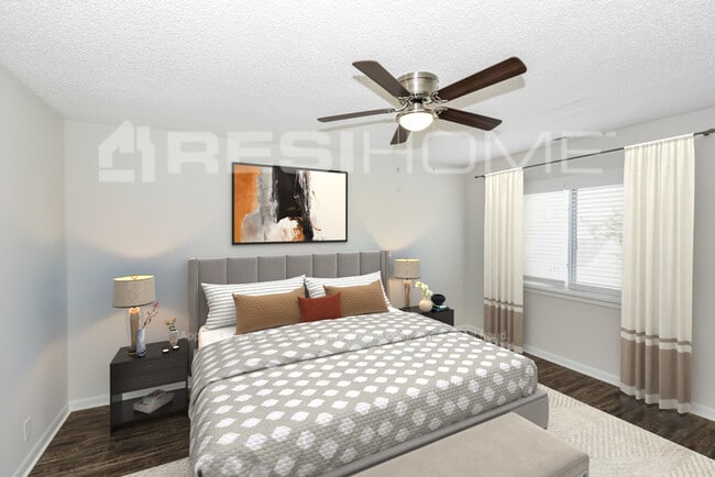 Photo - 422 Raintree Dr