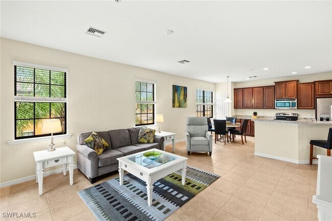 Photo - 3742 Pino Vista Way Unit 4