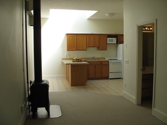 Photo - 40 Main St Unit #3
