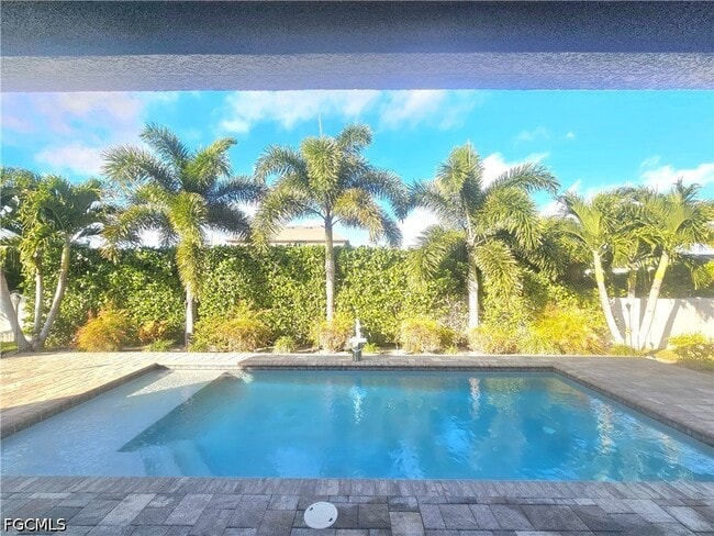 Building Photo - 1919 SW 26th Terrace