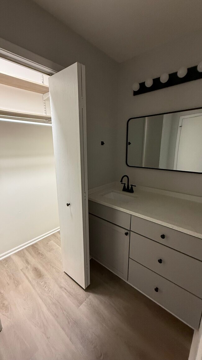 Photo - 3531 Princeton Ave