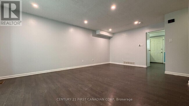 Photo - 45 Gatewood Pl