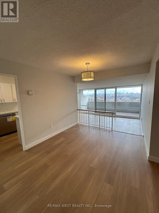 Photo - 260 Scarlett Rd Unit 1908