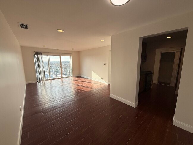 Photo - 2300 N Harlem Ave