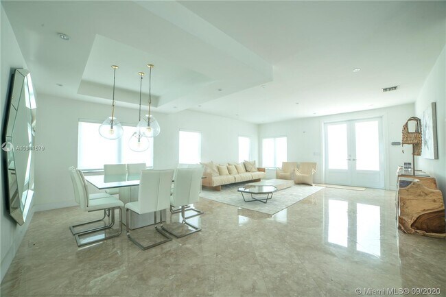 Photo - 6842 NW 112th Ave