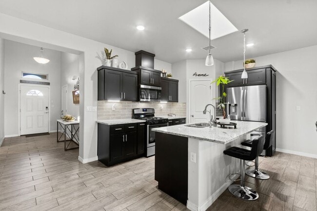 Photo - 12729 Methley Ave