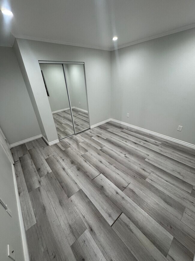 Photo - 6631 Heliotrope Ave