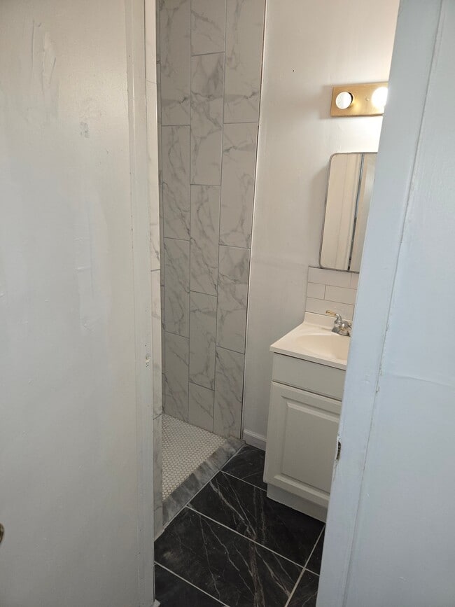 Photo - 7022 Surrey Dr Unit 1st Floor