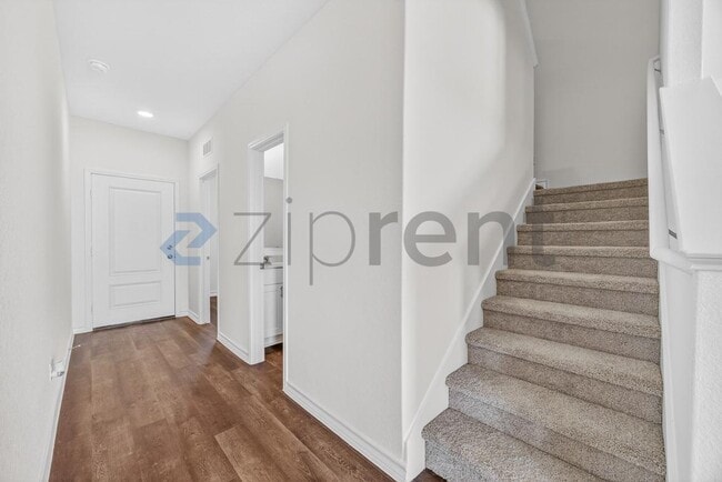 Photo - 11816 Red Burro