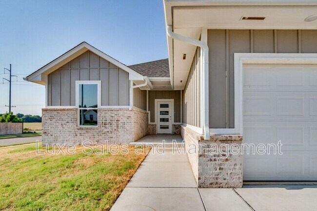 Photo - 8329 NW 163rd Ter