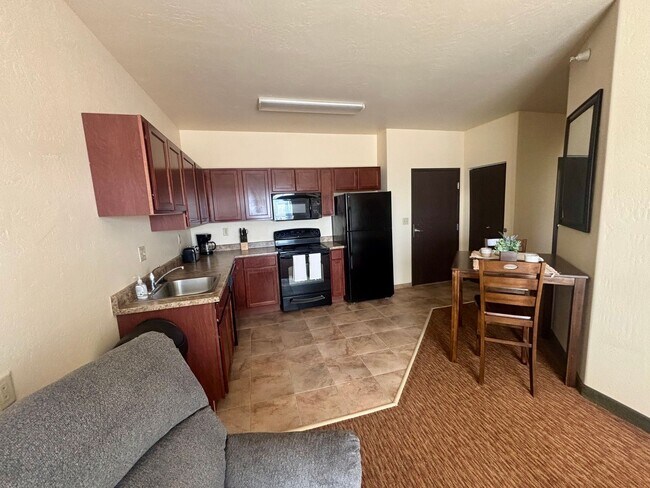 Bakken Lodge, LLC