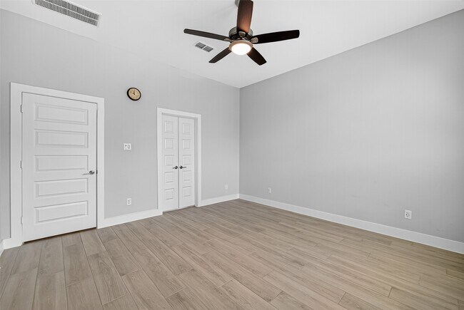 Photo - 151 Nightshade St