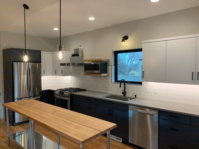 Photo - 412 North St Unidad 412