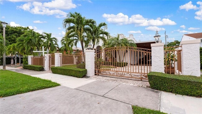 Photo - 2271 SW 25th St Unit 2271