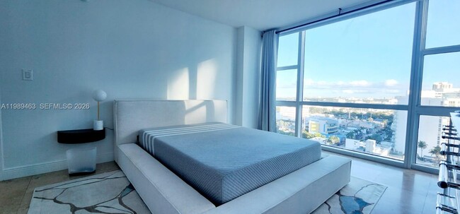 6801 Collins Ave Unit LPH 05