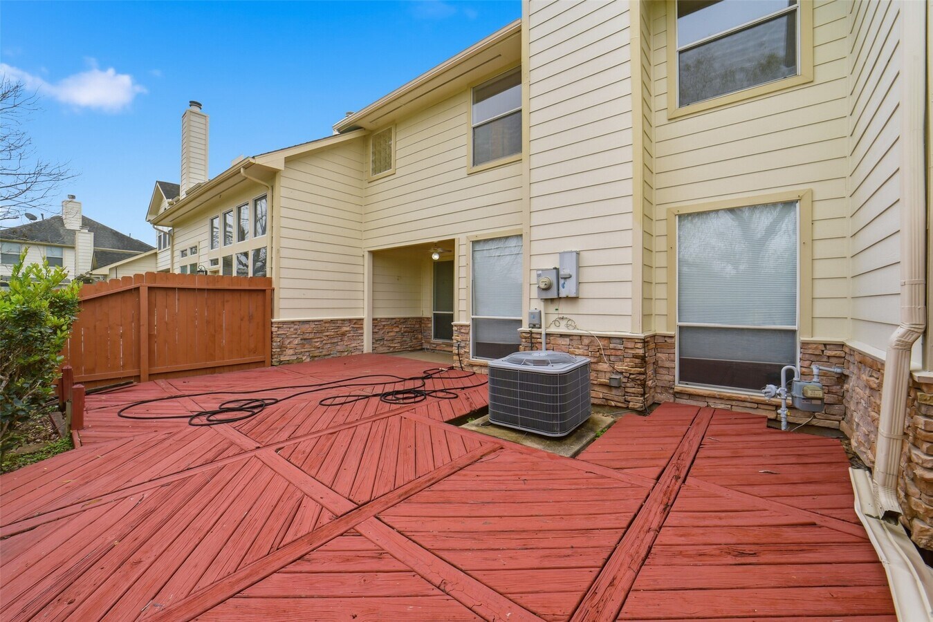 Photo - 2110 Ridge Wood Ln