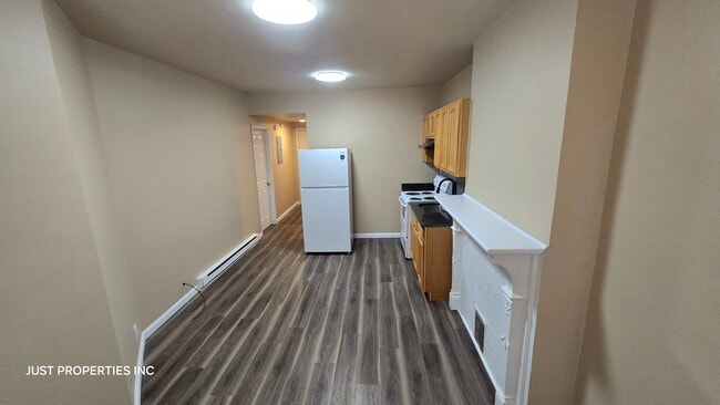 Building Photo - 2436 N 30th St Unit 2436 N 30th St   #1
