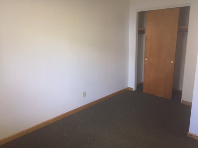 $495 Bedroom - Collegewood Apartments