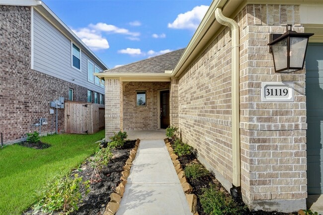 Photo - 31119 Myers Hvn Ln