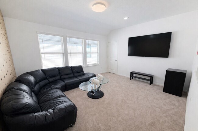 Photo - 21018 Milazzo Pk Trl