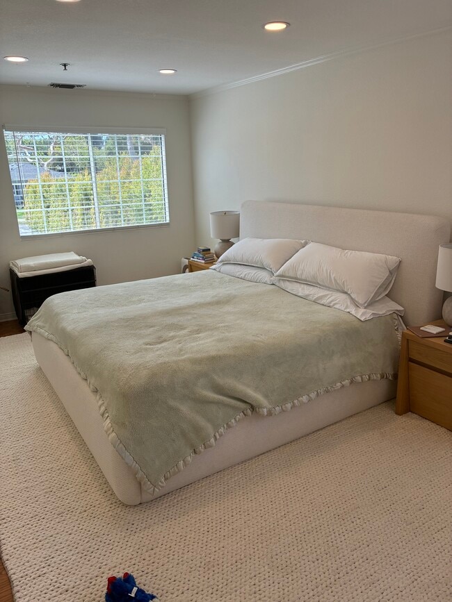 Photo - 3420 Sherbourne Dr
