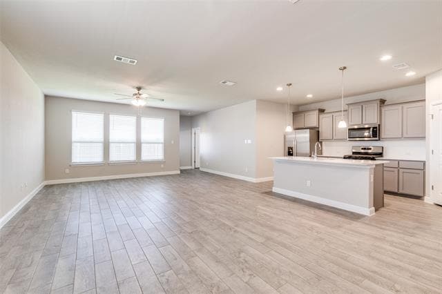 Photo - 1036 Kirkham Wy