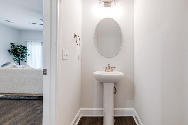 Photo - 23 Belleau Woods Cir