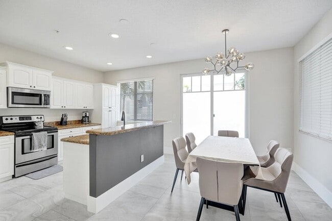 Photo - 3600 NW 5th Terrace