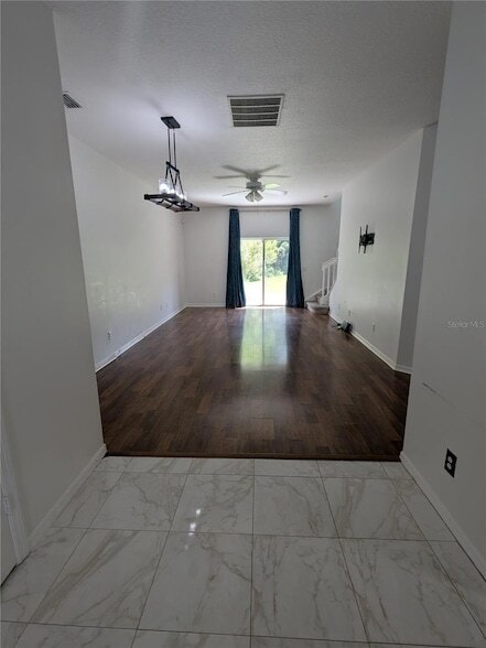 20405 Harvest Oak Ct