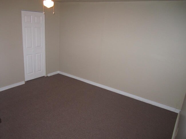 Photo - 1032 Court St