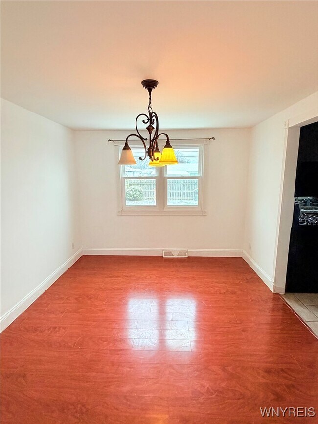 Photo - 79 E Toulon Dr