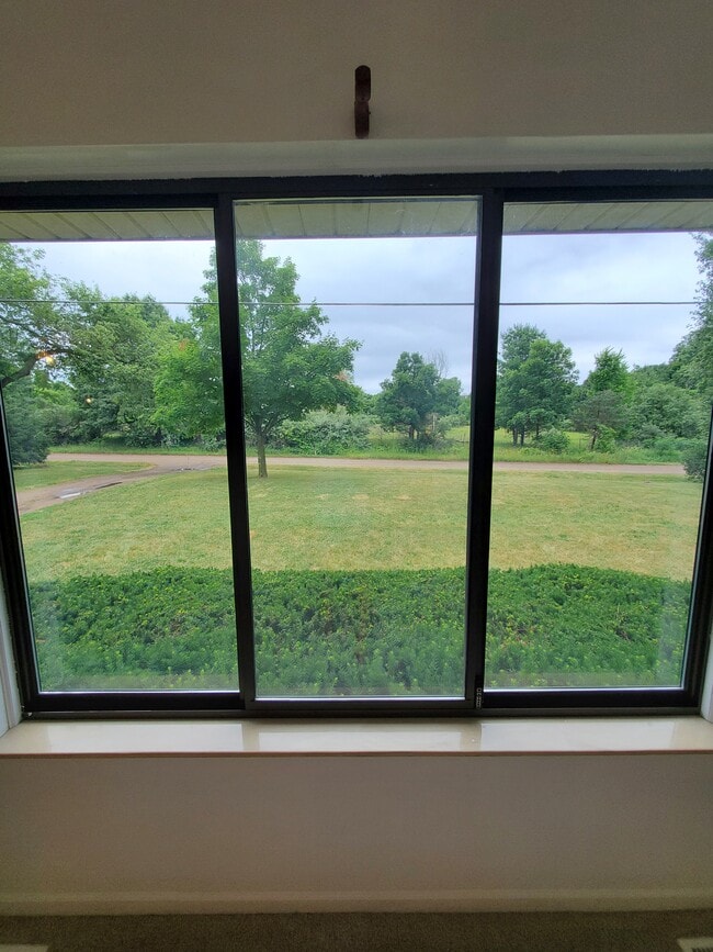 Building Photo - 3366 Hogback Rd Rental