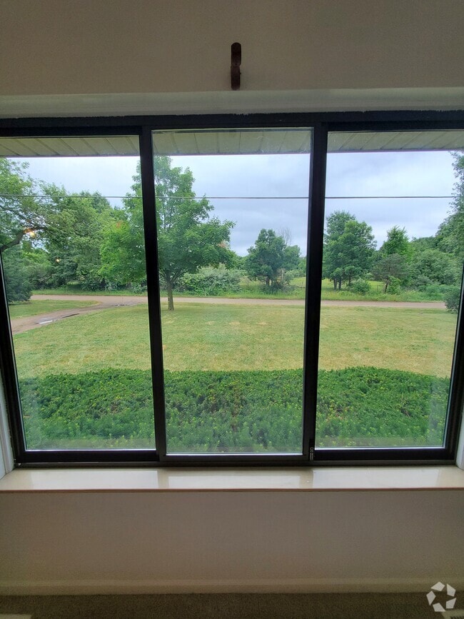 Building Photo - 3366 Hogback Rd Rental