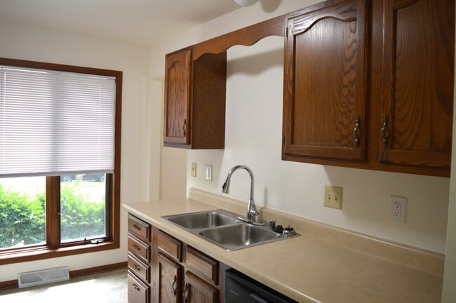 Photo - 6938 Chester Dr
