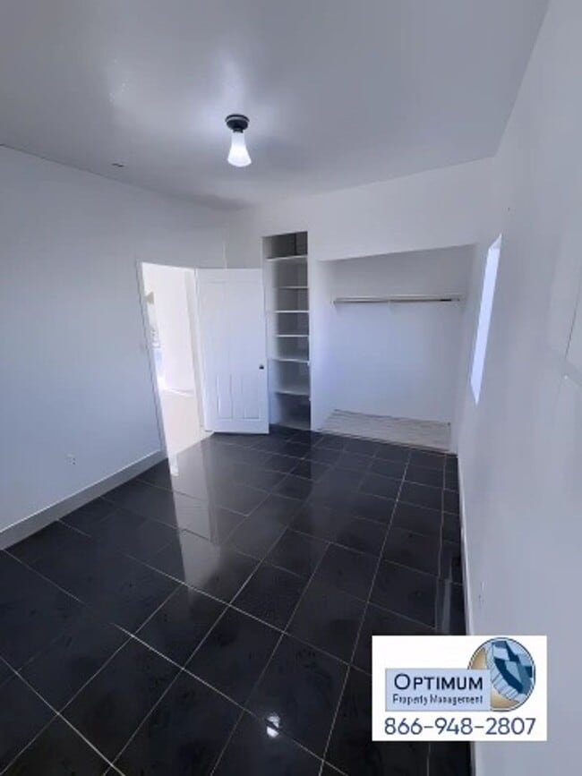 Photo - 16689 A St Unit 16685 A St