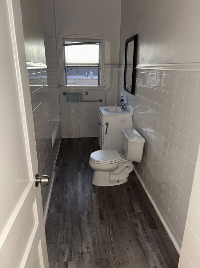 Photo - 1906 W 23rd St Unidad 1906 w 23rd st Los Angele