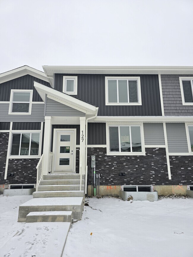 Photo - 132 Mitchell Bnd Unit 1