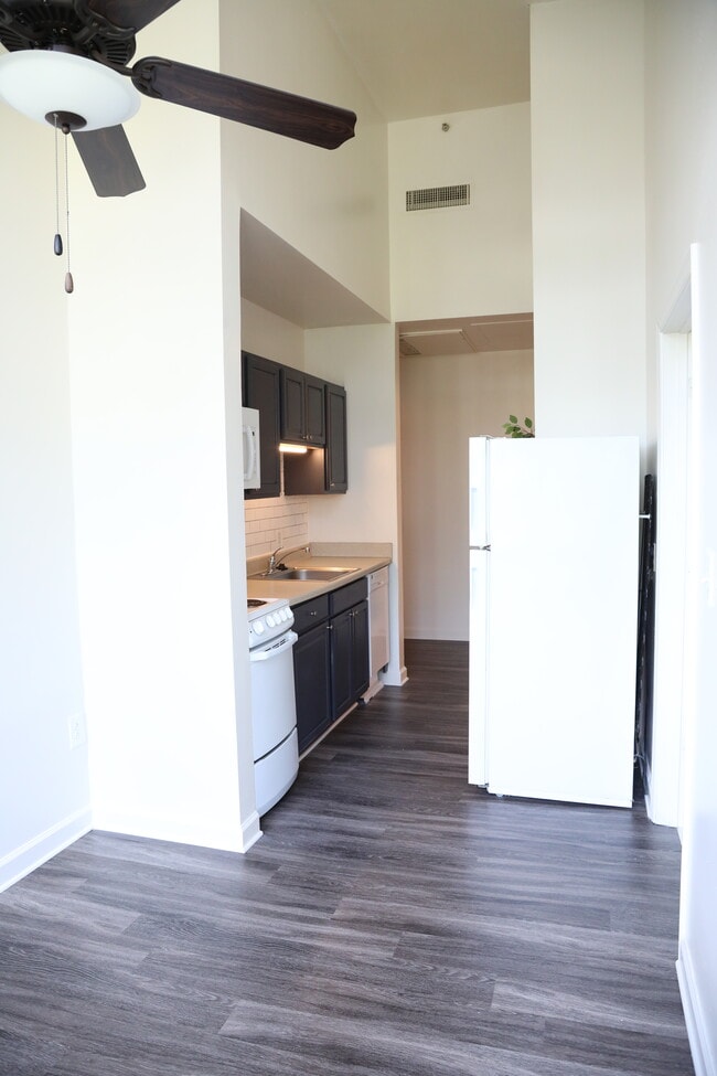 Manchester Grand Apartments