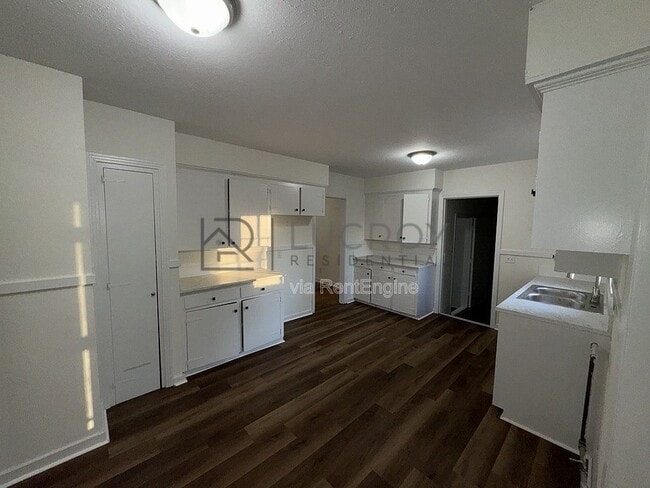 Photo - 3147 Shirley Dr