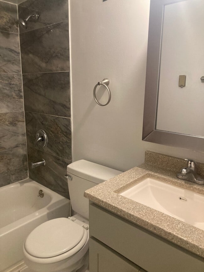 728 Ohio Pike Unit 9