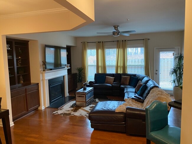 Photo - 1818 Caswell Pky