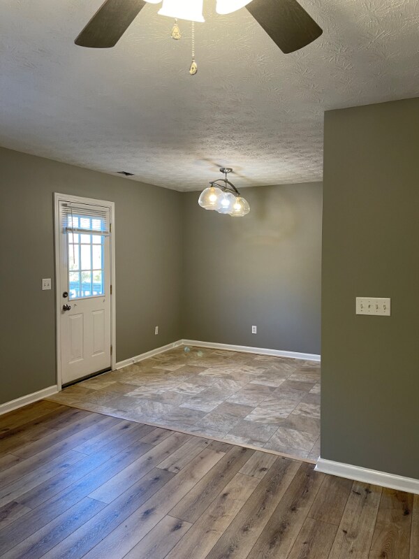 Photo - 160 Red Hawk Dr