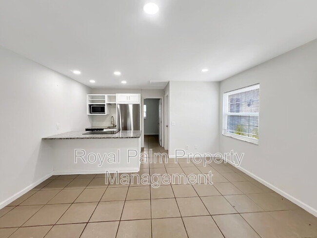 Photo - 11594 First Ave Unit 3