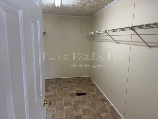 Photo - 6012 Nc-33 E