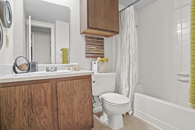 Raintree Apartments